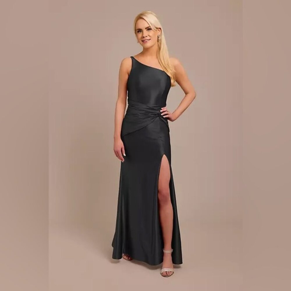 GALINA SIGNATURE
sculpting satin one-shoulder knot dress

NWT